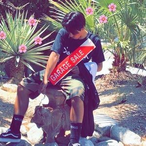 Meet your Posher, Carlos